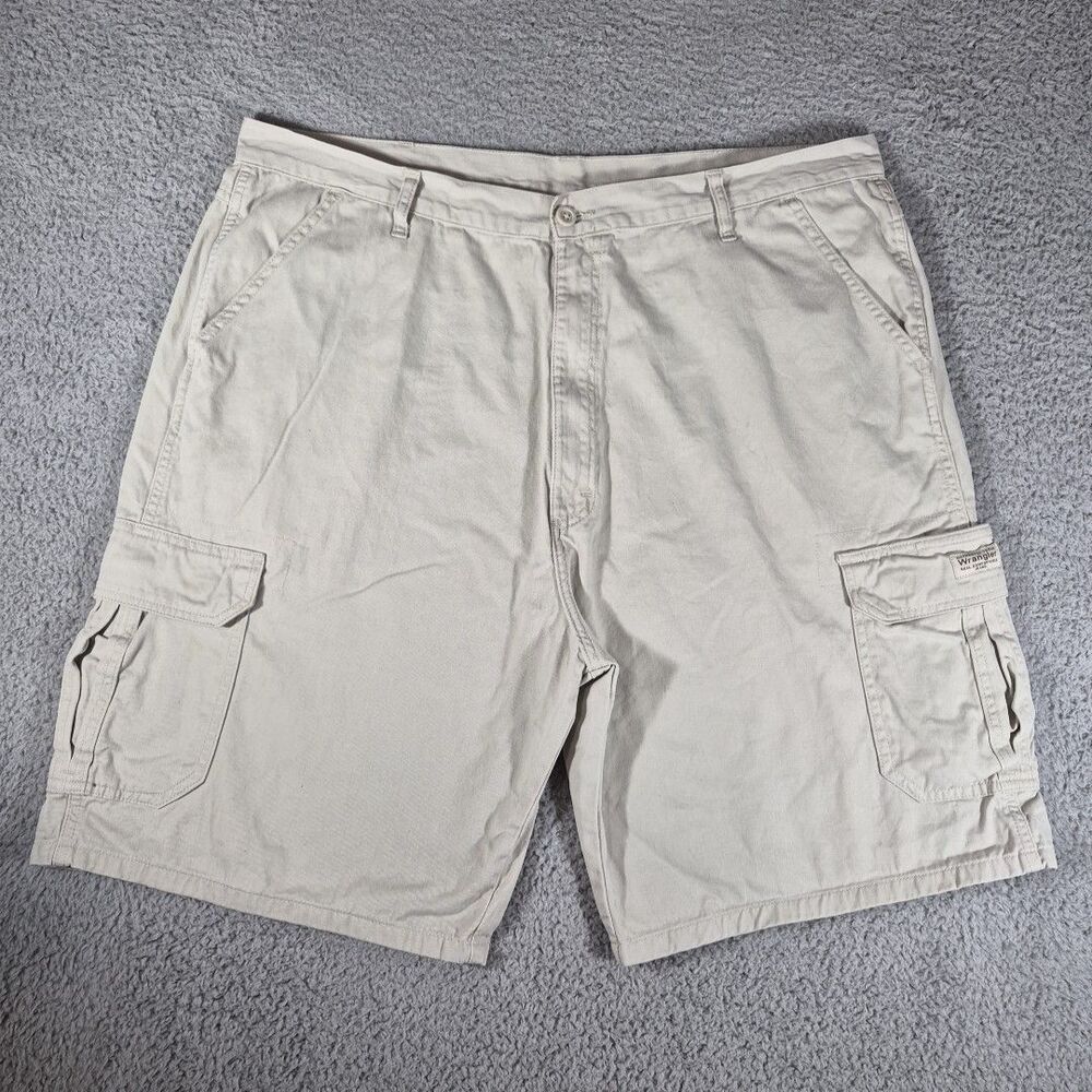 Wrangler Cargo Shorts Men's Size 42 Khaki 100% Cotton Fits 41" Waist